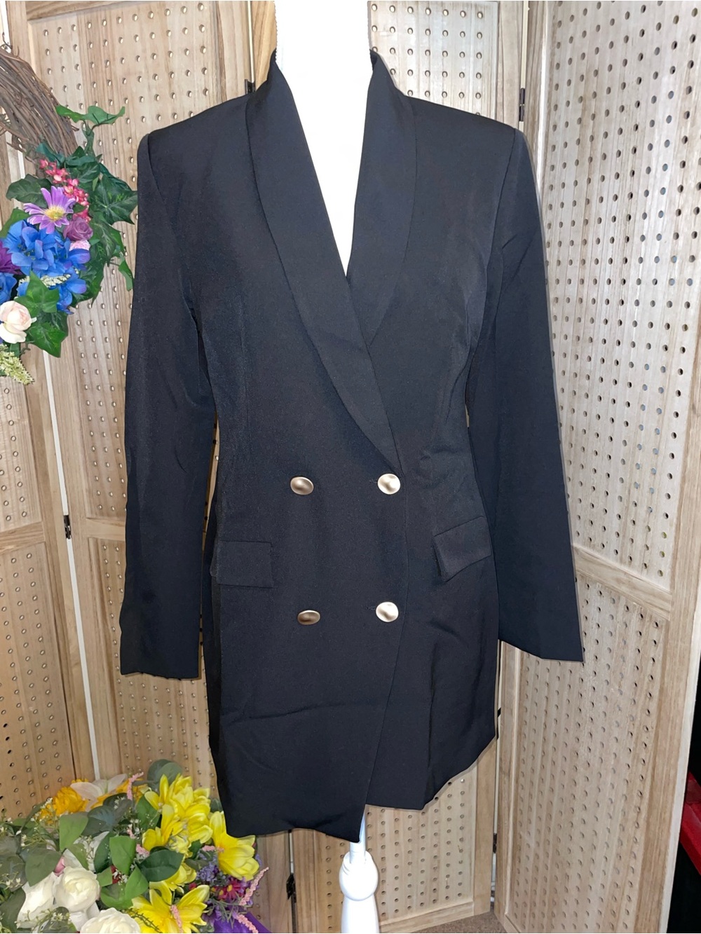 PrettyLittleThing Black Double-Breasted Blazer with Gold Buttons
